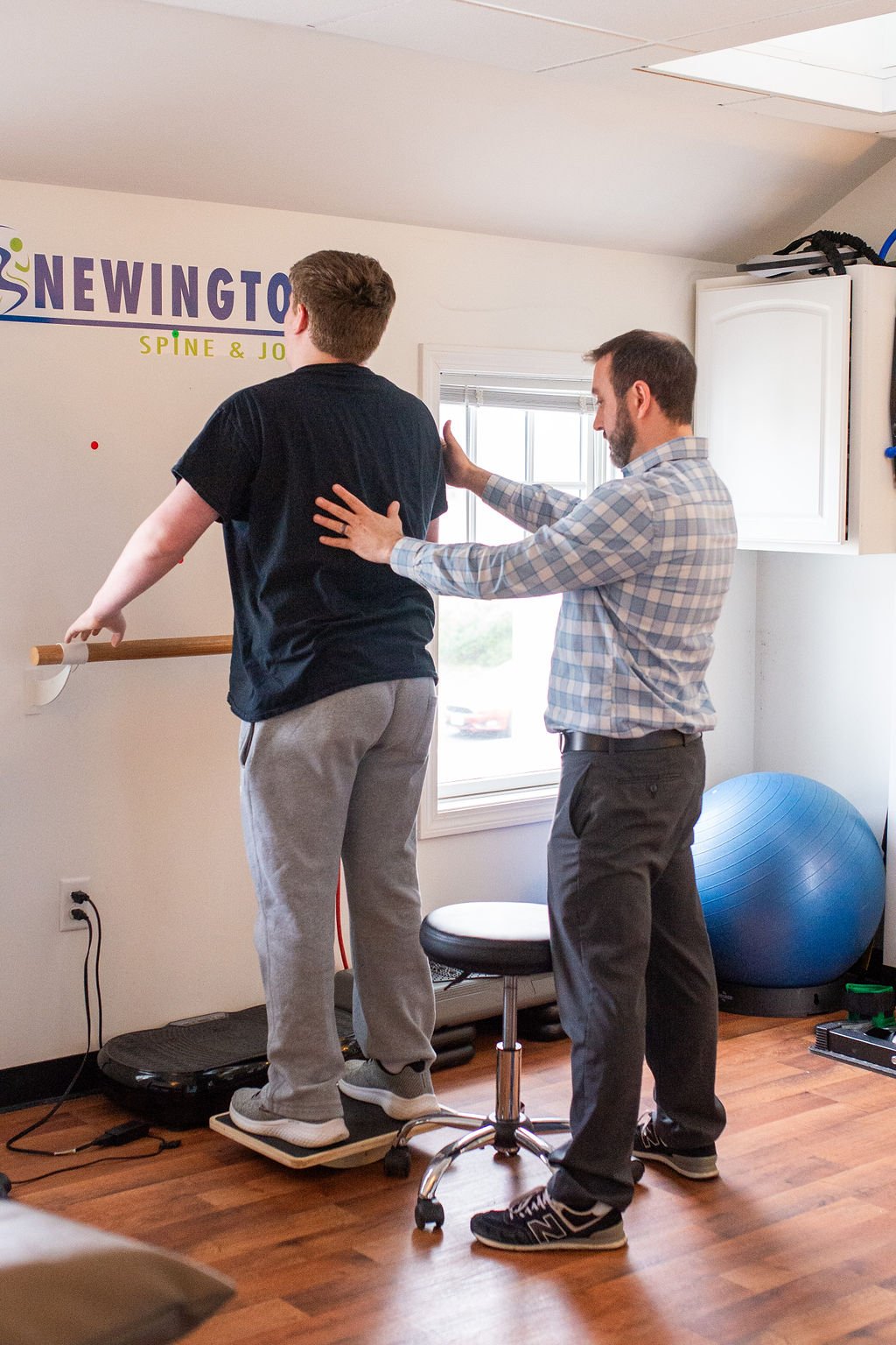 newington-spine-and-joint-with-client